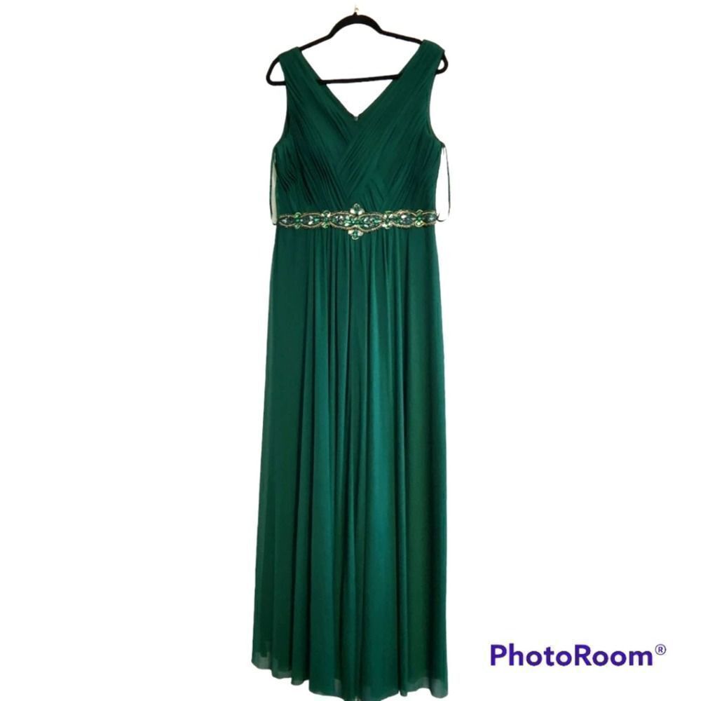 Jessica Howard green jeweled evening gown